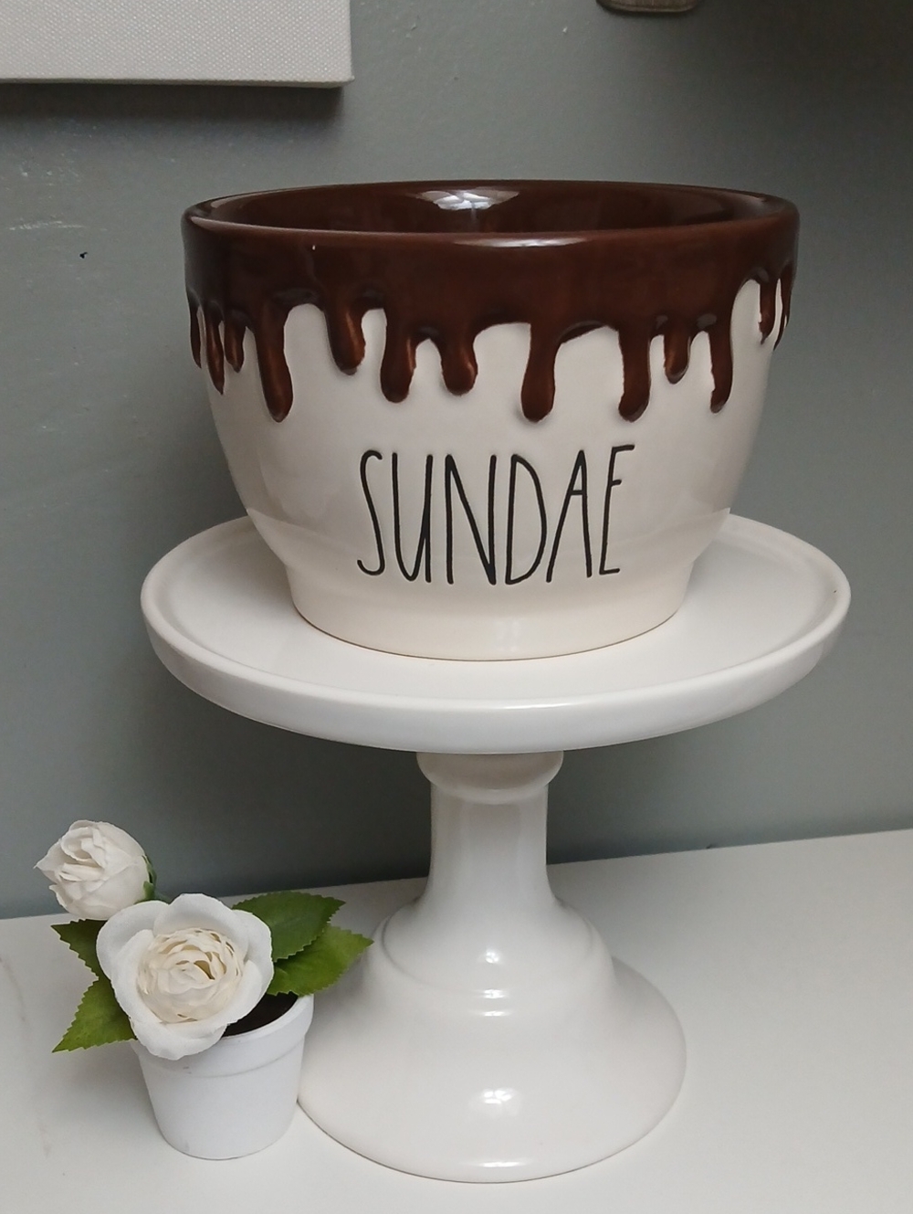 New! Rae Dunn SUNDAE Bowl in White and Brown Drip Glaze NWT